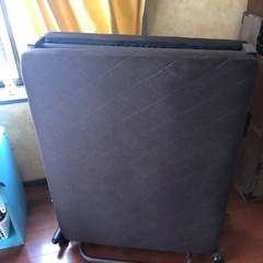 来客用、折り畳みベッドの画像
