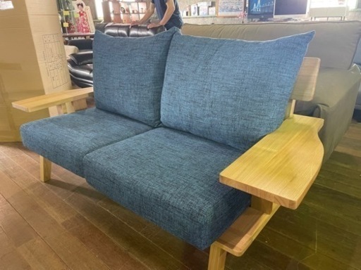 新品ソファー！タモ材！39,800円！楽天で79800円で販売してます！