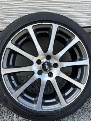 プリウス　TRD 国産タイヤセット　215/45R17