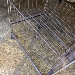 ワゴン【美容室閉店のため】の画像