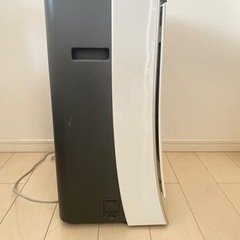 パナソニック　空気清浄機　最大40畳の画像