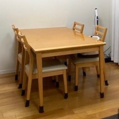 IDC大塚家具 伸縮式ダイニングセット テーブル イス4脚（美品）