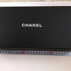 CHANEL　シャネルの空箱