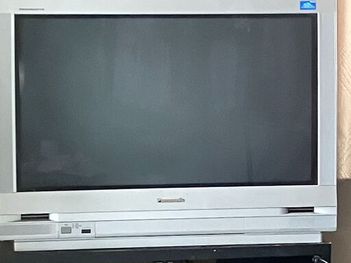 ブラウン管３２型テレビ、ブルーレイレコーダーをセットで