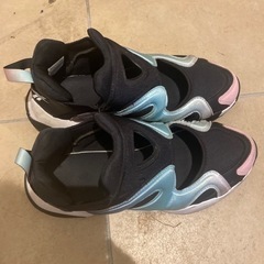 Reebok スニーカー　24.5の画像