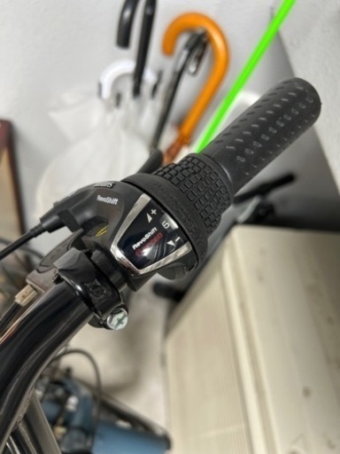 自転車　ママチャリ　6段ギア・オートライト