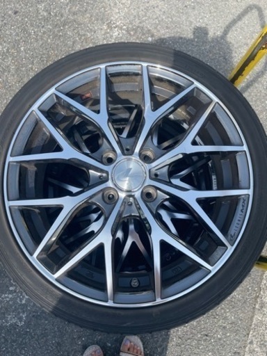 ホイール16インチ