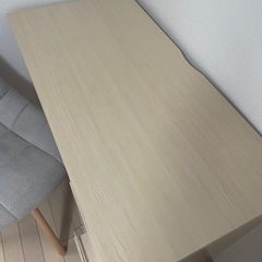 決まりました　LOWYA パソコンデスク　チェア　セットの画像