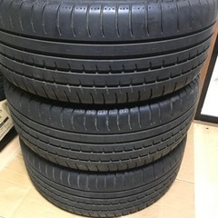 245/40R19のオールシーズンマットブラックの画像