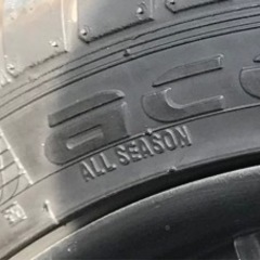 245/40R19のオールシーズンマットブラックの画像
