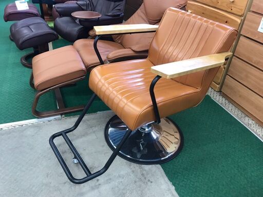 【愛品館八千代店】レトロ　バーバーチェア　②
