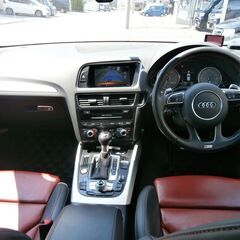 H.26(2014)年 アウディ SQ5 3.0 4WD エンスタ!ETC!ツートンレザー! ボルケーノレッドメタリックの画像