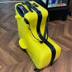 売約済み【BY REUSE 霧島国分新町店 出張買取•見積完全無料¥0】子供が乗れるスーツケース　YLの画像