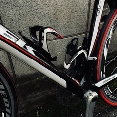 【自転車譲ります,現金優先】状態良好！美車！TREK Madone 4.7 ULTEGRA & AEOLUS 5.0 ACCカーボンホイール 2009年製フルカーボンの画像