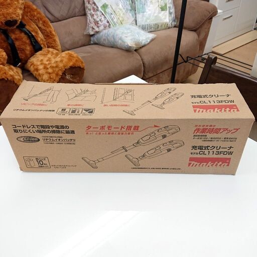 7/28makita/マキタ コードレスクリーナー CL113FDW 未使用 紙パック 掃除機