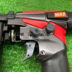 中古品 □ MAX 高圧フロアタッカー HA-38F4（D）□ C □ ITAZG0OHPONWの画像
