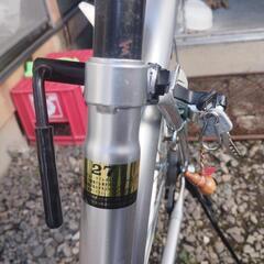 シルバーカラー２７インチ自転車（防犯登録抹消済只今取引き中です。の画像