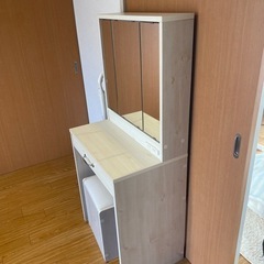 ドレッサーの画像