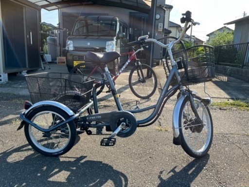 電動アシスト三輪自転車 E-Parton