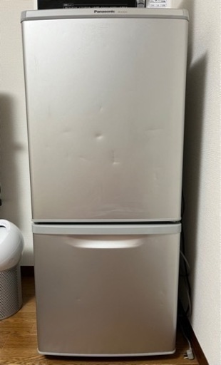 冷蔵庫　Panasonic製　NR-B145W-S ホームクリーニング済み