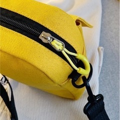 ショルダーバッグ ミニポシ新型学生清ちゃん初心者がショルダーバッグを持つ 通学の画像