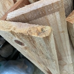 Ｂ級品木材なのでお得です。数量限定1セットだけです(*´∇｀*)色々使えそうです！！の画像