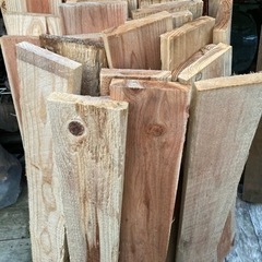 Ｂ級品木材なのでお得です。数量限定1セットだけです(*´∇｀*)色々使えそうです！！の画像