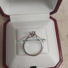 カルティエ　一粒ダイヤモンド　指輪の画像