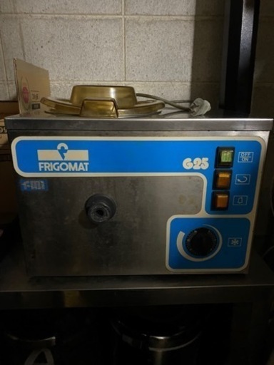 業者必見！イタリア製ジェラートマシーン