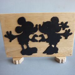 木製　ミッキー　ミニーのシルエット