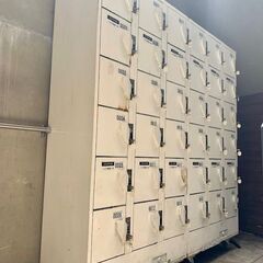 中古オフィス4人用ロッカーの販売