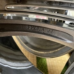 特価で出します！ジアンナ　22インチホイール　4本セットと中古タイヤもセットの画像