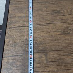アンティークなウッド調のパソコンデスクの画像