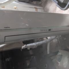 2019年製　引越し取り外し　RAS-2258V　東芝