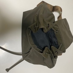 CKリュックサック　カーキ色の画像