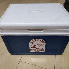 コールマン　クーラーボックス小型