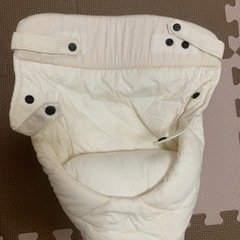 エルゴベビー抱っこ紐インサート付きの画像