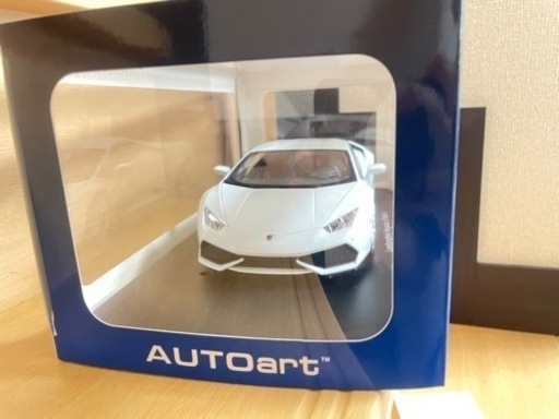 AUTOart 1/18 ランボルギーニ ウラカン ホワイト