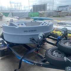 ボート　ULTRASKIFF360未使用 免許不要　2馬力エンジン付き 　トレーラ無しの画像