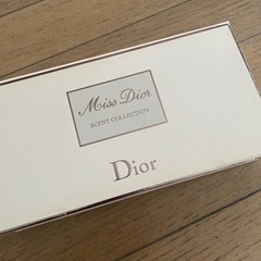 Dior香水セット取引中の画像