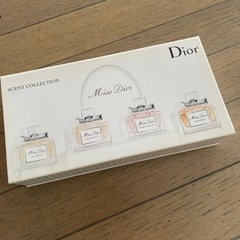 Dior香水セット取引中の画像