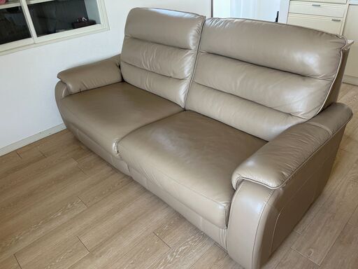 ニトリ右電動リクライニングソファ 3人掛け（送料込み）