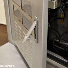 【ヤ取終了8/23】≪yt739ジ≫ 通電OK 電子看板/屋外サイネージ HYUNDAI/ヒュンダイ H325SL デジタルサイネージ LTI320AP02/SAMSUNG 現状品 50607-07の画像