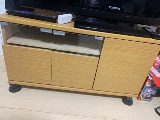テレビテーブル