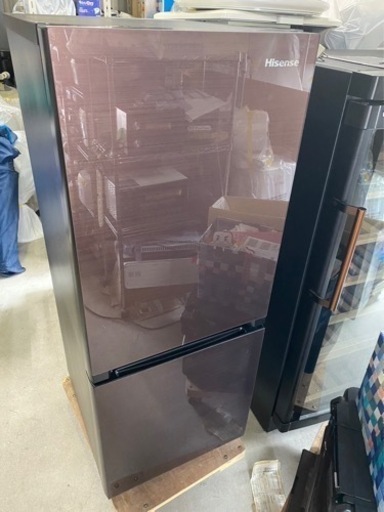②2018年製? ハイセンス 【右開き】154L ガラス2ドア ノンフロン冷蔵庫 エディオンオリジナル ダークブラウン HR-G150