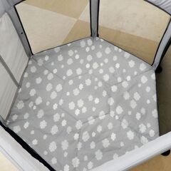 日本育児 洗ってたためるポータブルベビーサークル 内寸幅131cm グレー系クラウド 札幌市清田区の画像