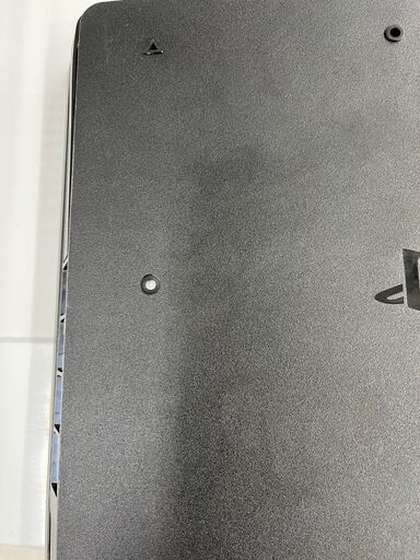 プレイステーション4　CUH-2200B   1TB   初期化済み　※ゴム足一か所欠品