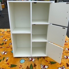 値下げしました◆整理家具　扉付き！の画像