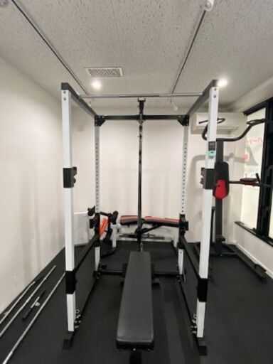 パーソナルジムのトレーニング器具