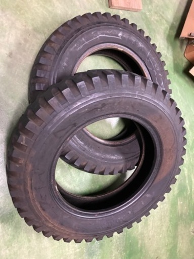 ダンロップ　6.00/16 下駄山タイヤ2本です